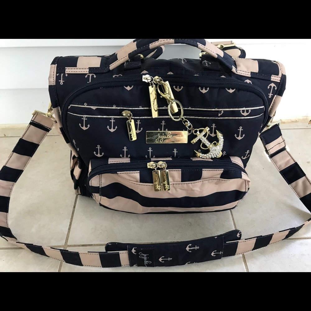 Ju-Ju-Be B.F.F. The Commodore